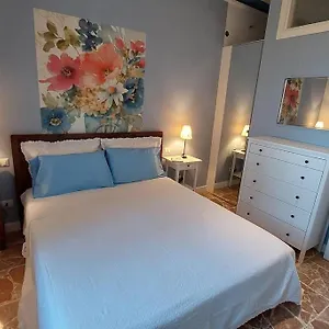- Lì De Là Tra I Fiori Villafranca di Verona